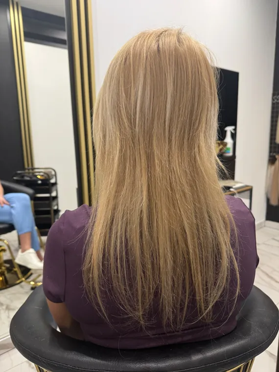 Włosy blond przed przedłużaniem – salon Oaza Piękna Wąbrzeźno